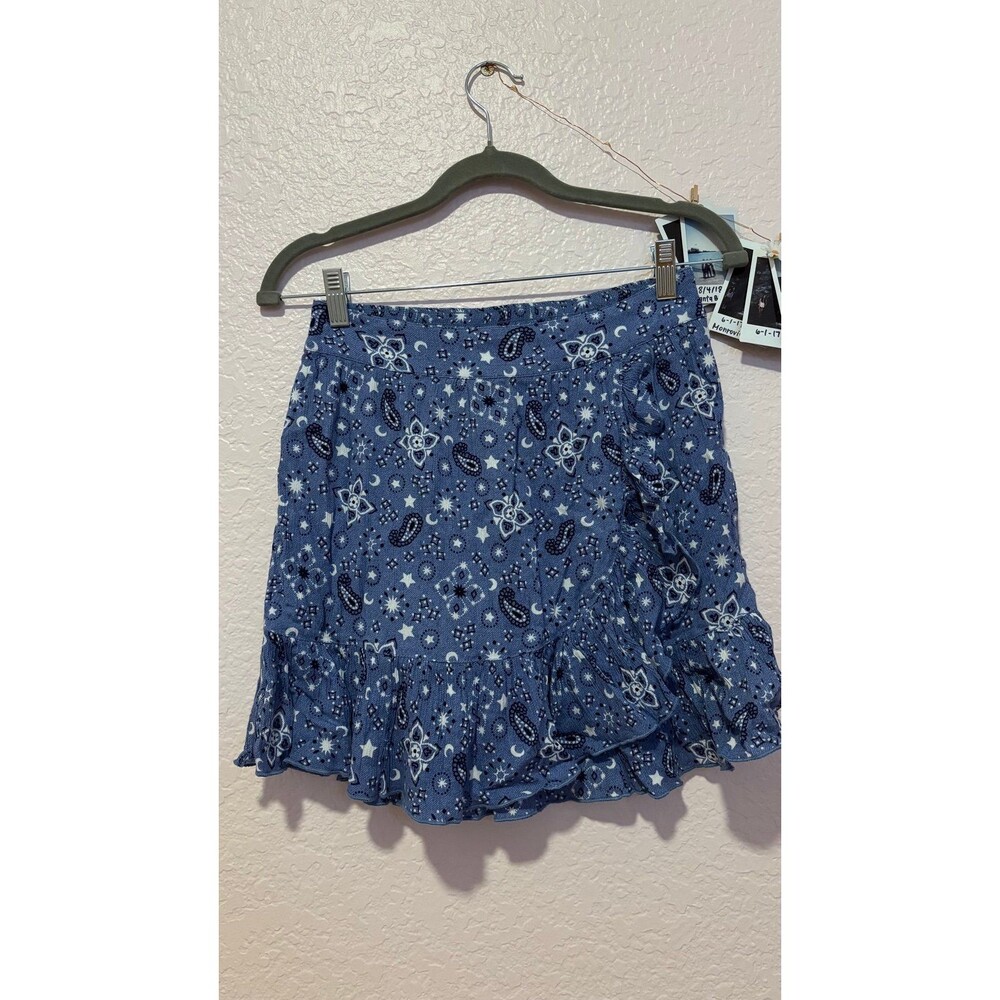 Aerie skirt ruffle